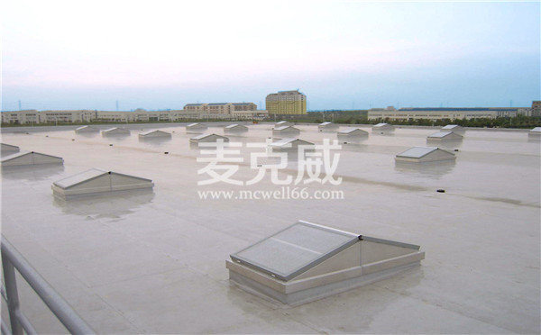 三角型电动采光排烟天窗
